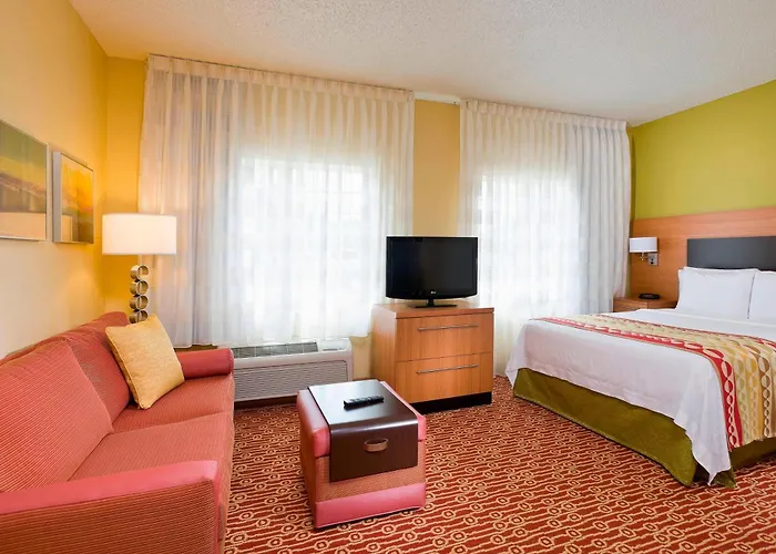 Towneplace Suites By Marriott Dallas Bedford